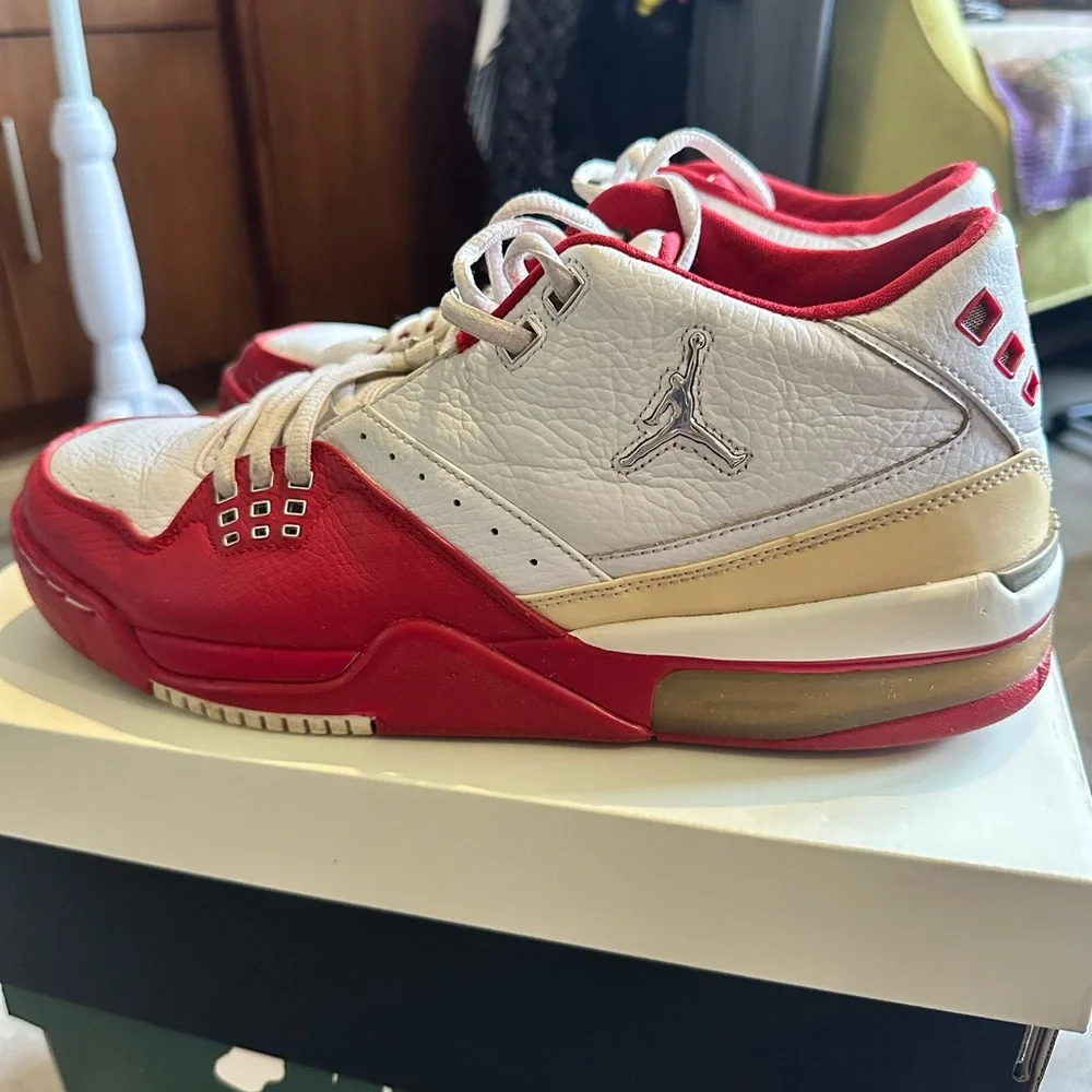 Air Jordan Flight 23 White Red Basketball Sneakers Mens 11.5 317820-113